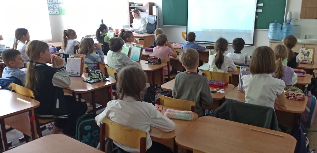 "Уроки добра и безопасности" в школах Балтийска, поселках Донское, Приморье и города Калининграда